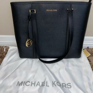 Michael Kors Tote